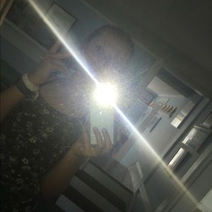 Meet your Posher, Ayla